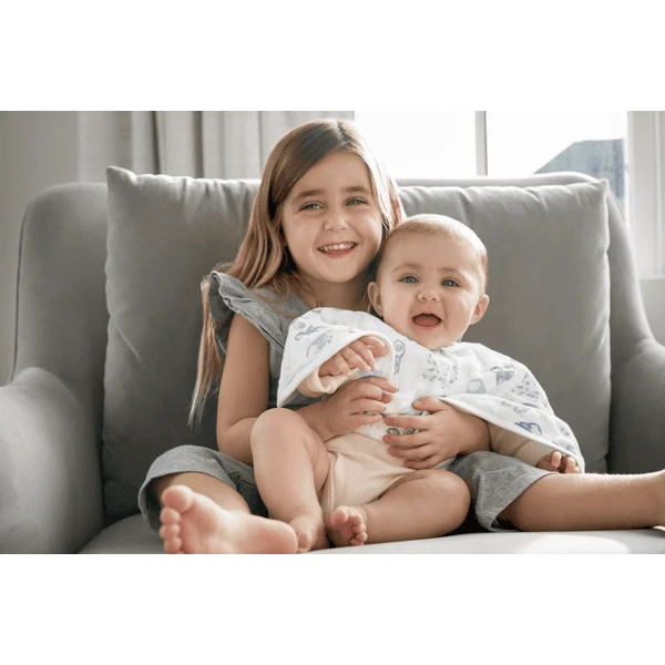 Aden + Anais™ Essential S Katoenen Mousseline Baby Slabbetje Time To Dream - Afbeelding 4