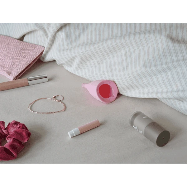 Intimina Menstruatiecup Lily Cup - Afbeelding 2