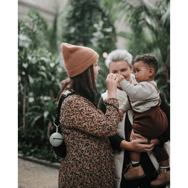 Mushie Dummy Houder, Stone - Afbeelding 3