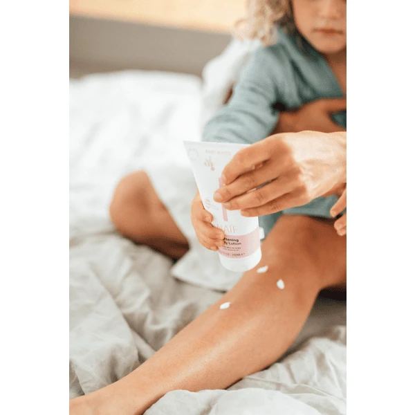 Naif Lichaamslotion Voor Baby's 200ml - Afbeelding 2