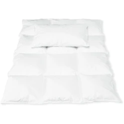 Pinolino Donzen Deken Met Vlak Kussen 100 X 135 Cm / 40 X 60 Cm